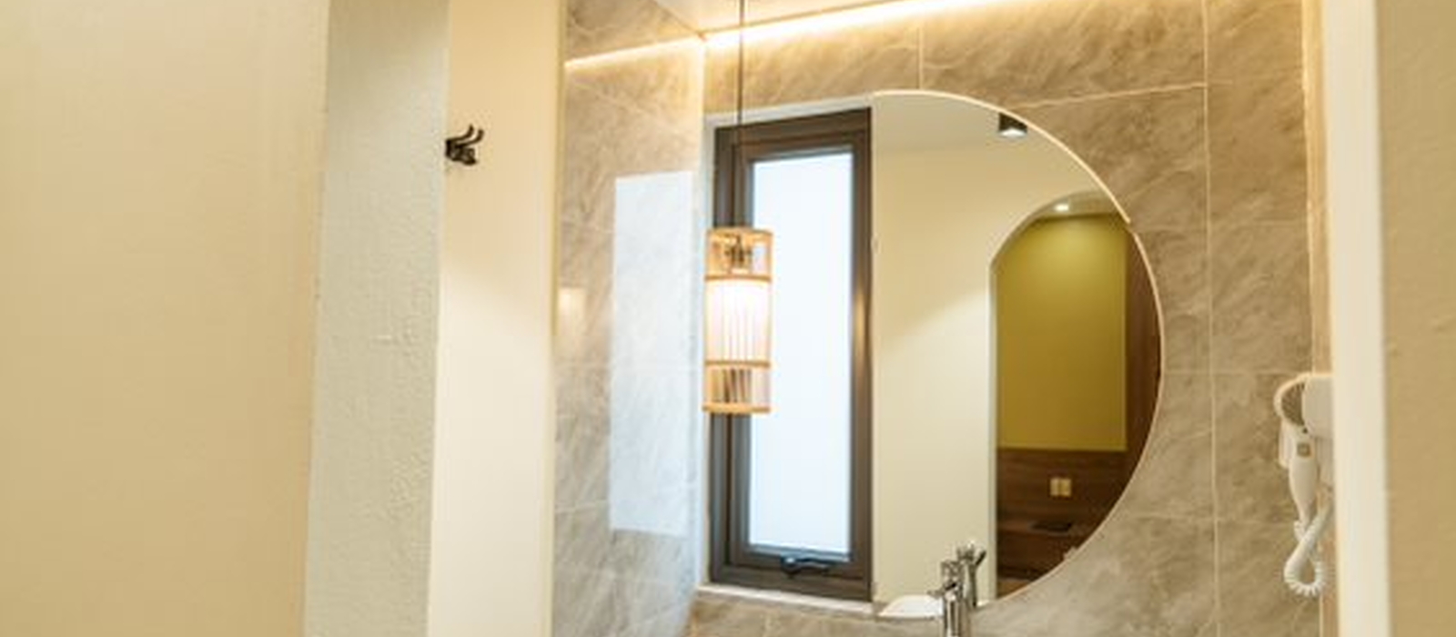 KING ROOM - ECO HOUSE