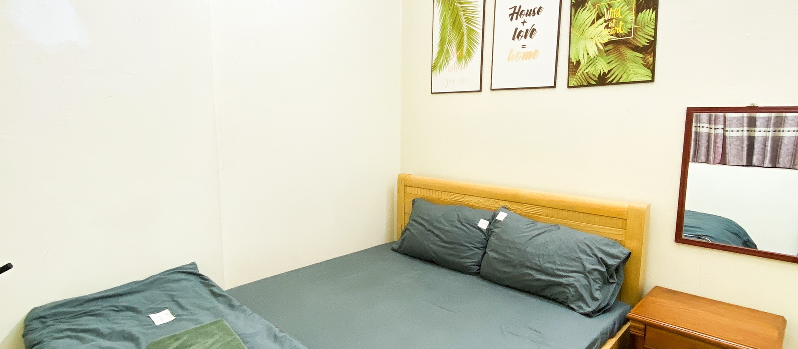 Room with Shared Bathroom - ECO HOMESTAY