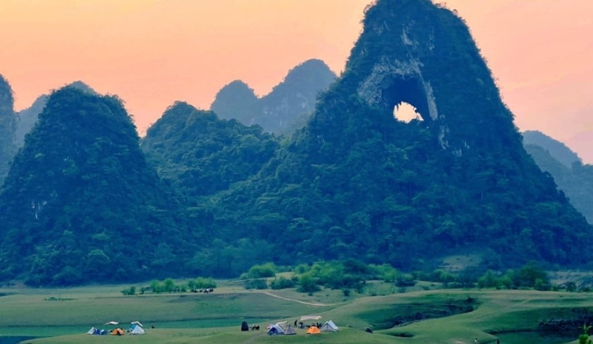 Angel Eye Mountain: A Scenic Stop on the Cao Bang Loop