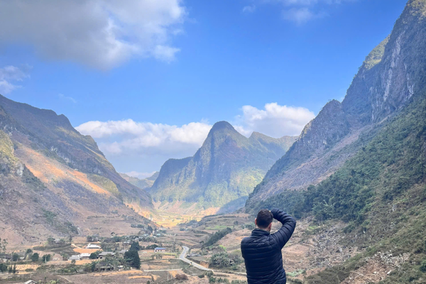 5 ngày 4 đêm cắm trại Cao Bằng Hà Giang 