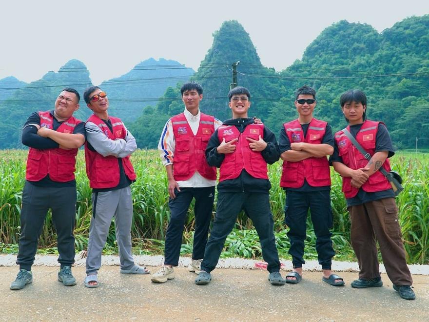 The easy rider team at Cao Bang Eco Travel